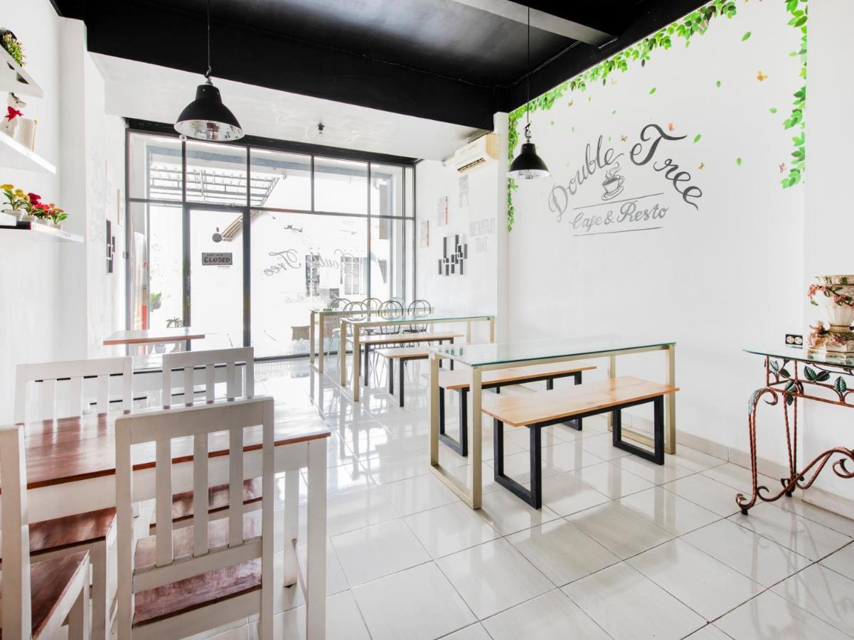 Oyo 3746 Double Tree Guesthouse Purwokerto Exterior foto
